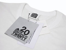 Load image into Gallery viewer, 新品未使用品 CHROME HEARTS クロムハーツ DOVER STREET MARKET 20周年限定 ホワイト Tシャツ Mサイズ 中古 010699