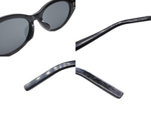 Load image into Gallery viewer, 極美品 SAINT LAURENT サンローラン サングラス ロゴ ワンポイント SL M148 ブラック プラスチック 中古 4b010766