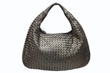 画像をギャラリービューアに読み込む, 極美品 BOTTEGAVENETA ボッテガヴェネタ アルマトゥラ ワンショルダーバッグ 115654 V0041 1203 メタリックゴールド シルバー金具 中古 4b010785