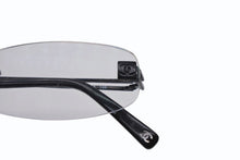 Load image into Gallery viewer, CHANEL シャネル リムレス 眼鏡 メガネ アイウェア 2123T c.101 サイズ53□16 135 度入り ココマーク ブラック 美品 中古 4b010863