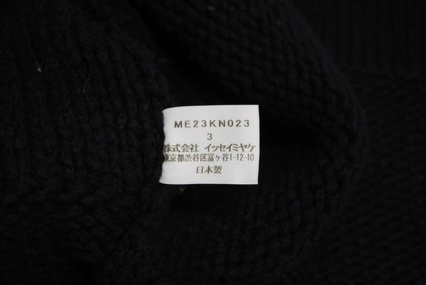 ISSEY MIYAKE イッセイミヤケ プリーツ加工 ニット ME23KN023 ブラック ウール ナイロン サイズ3 美品 中古 4b010916