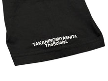 Load image into Gallery viewer, TAKAHIRO MIYASHITA The Soloist. タカヒロミヤシタザソロイスト サックス Tシャツ ブラック サイズ50 美品 中古 4b010638