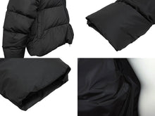 Load image into Gallery viewer, 新品未使用 BALENCIAGA バレンシアガ ダウンジャケット 675212 サイズ34 チャコール ロゴプリント ポリエステル レーヨン 中古 4b010951