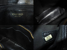 Load image into Gallery viewer, 極美品 CHANEL シャネル 復刻トート トートバッグ 7番台 ココマーク キャビアスキン ブラック ゴールド金具 中古 4b010967