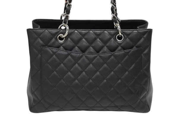 極美品 CHANEL シャネル GST チェーントートバッグ A50995 12番台 キャビアスキン ココマーク ブラック シルバー金具 中古 4b010970