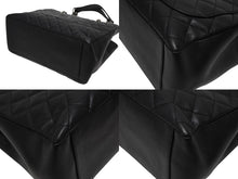 Load image into Gallery viewer, 極美品 CHANEL シャネル GST チェーントートバッグ A50995 12番台 キャビアスキン ココマーク ブラック シルバー金具 中古 4b010970
