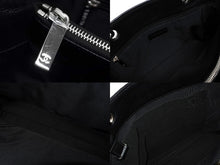 Load image into Gallery viewer, 極美品 CHANEL シャネル GST チェーントートバッグ A50995 12番台 キャビアスキン ココマーク ブラック シルバー金具 中古 4b010970