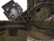 画像をギャラリービューアに読み込む, FENDI フェンディ マンマバケット ワンショルダーバッグ ズッカ柄 ブラウン キャンバス レザー シルバー金具 美品 中古 4b010978