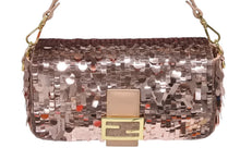 Load image into Gallery viewer, 極美品 FENDI フェンディ マンマバケット ワンショルダーバッグ 8BR600 AMP0 F0J2F スパンコール レザー ピンク 中古 4b010982