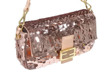Load image into Gallery viewer, 極美品 FENDI フェンディ マンマバケット ワンショルダーバッグ 8BR600 AMP0 F0J2F スパンコール レザー ピンク 中古 4b010982