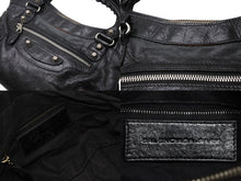 画像をギャラリービューアに読み込む, BALENCIAGA バレンシアガ ザシティ 2WAYバッグ ハンドバッグ ショルダーバッグ 240577 カーフレザー ブラック シルバー金具 美品 中古 4b010984