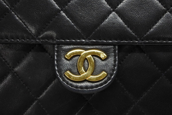 極美品 CHANEL シャネル Sフラップ Sチェーンショルダーバッグ 4番台 ココマーク ラムスキン ブラック ゴールド金具 中古 4b010991