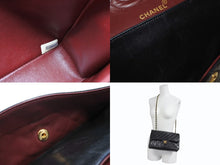 Load image into Gallery viewer, CHANEL シャネル マトラッセ25 Wフラップ Wチェーンショルダーバッグ 2番台 ココマーク ラムスキン ブラック ゴールド金具 美品 中古 4b011003