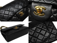 Load image into Gallery viewer, 極美品 CHANEL シャネル マトラッセ23 Wフラップ Wチェーンショルダーバッグ 4番台 ラムスキン ココマーク ブラック 中古 4b011006