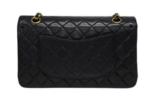 Load image into Gallery viewer, CHANEL シャネル マトラッセ25 Wフラップ Wチェーンショルダーバッグ 6番台 ココマーク ラムスキン ブラック ゴールド金具 美品 中古 4b011007