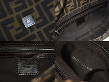 画像をギャラリービューアに読み込む, 極美品 FENDI フェンディ マンマバケット ショルダーバッグ 26424 ズッカ柄 キャンバス レザー ブラウン シルバー金具 中古 4b011011