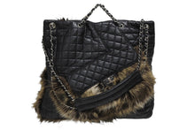 Load image into Gallery viewer, CHANEL シャネル 2WAYバッグ 13番台 2.55 ココマーク カーフスキン フェイクファー ブラック シルバー金具 美品 中古 4b011015