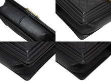 Load image into Gallery viewer, 極美品 CHANEL シャネル ボーイシャネル チェーン ショルダーバッグ 23番台 カーフスキン ココマーク ブラック ゴールド金具 中古 4b011017