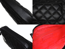 Load image into Gallery viewer, 極美品 CHANEL シャネル カンボンライン ワンショルダーバッグ 10番台 ココマーク カーフスキン ブラック ホワイト 中古 4b011031