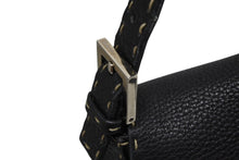 Load image into Gallery viewer, FENDI フェンディ ショルダーバッグ マンマバケット セレリア ブラック レザー 2372-8BR102NDU039 シルバー金具 美品 中古 4b011034