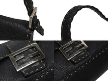 Load image into Gallery viewer, FENDI フェンディ ショルダーバッグ マンマバケット セレリア ブラック レザー 2372-8BR102NDU039 シルバー金具 美品 中古 4b011034