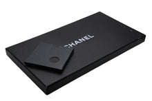 Load image into Gallery viewer, 極美品 CHANEL シャネル ニュートラベルライン ジャガード マルチポーチ 4番台 ブラック ナイロン ブラック金具 中古 4b011037