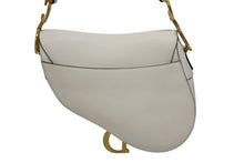 Load image into Gallery viewer, Christian Dior クリスチャンディオール サドルバッグ ワンショルダーバッグ 28-MA-0260 ホワイト レザー 美品 中古 4b011040