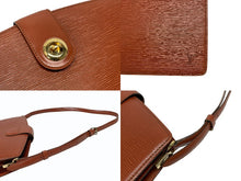 Load image into Gallery viewer, LOUIS VUITTON ルイヴィトン ショルダーバッグ M52343 カプチン ブラウン エピレザー ゴールド金具 中古 4b011046