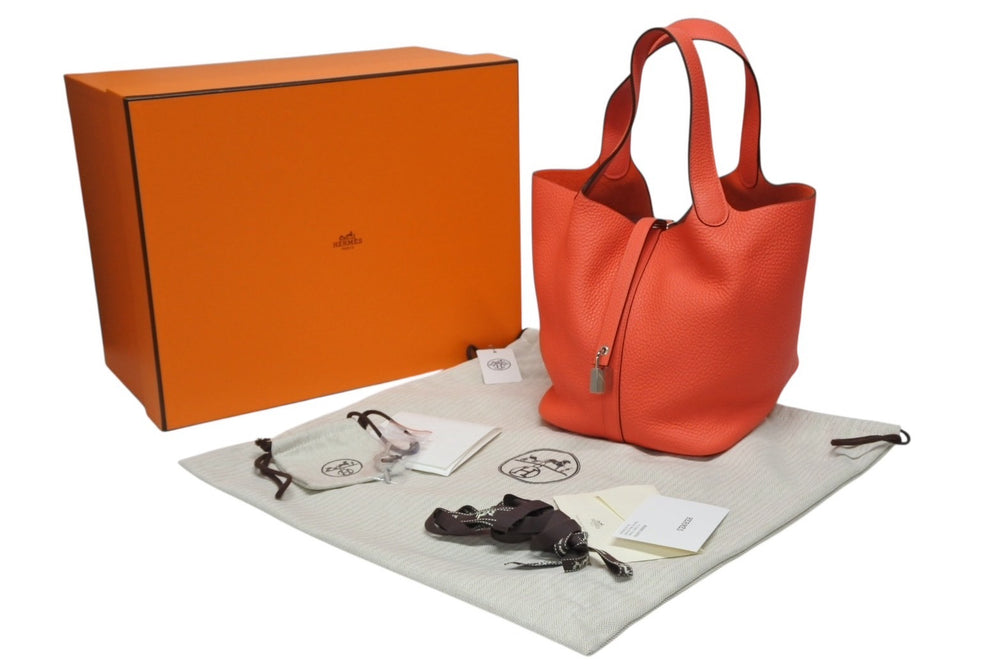 New and unused HERMES Picotan Lock 22 Handbag Y stamp Taurillon Clemence Rose Texas Silver hardware Used 4b011078