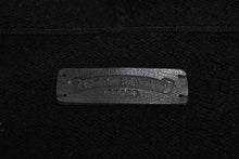 Load image into Gallery viewer, 新品未使用 CHROME HEARTS クロムハーツ カシミヤ ジップ パーカー フローラルクロス ブラック サイズXL シルバー925 金具 中古 4b011082