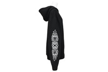 Load image into Gallery viewer, 新品未使用 CHROME HEARTS クロムハーツ カシミヤ ジップ パーカー フローラルクロス ブラック サイズXL シルバー925 金具 中古 4b011082