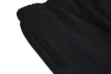 Load image into Gallery viewer, 新品未使用 CHROME HEARTS クロムハーツ YNOT セメタリー ハーフパンツ ブラック サイズKIDS 中古 4b011084