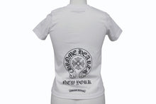 Load image into Gallery viewer, 新品未使用 CHROME HEARTS クロムハーツ 半袖 Tシャツ ホースシュー NY限定 ホワイト ブラック KIDS 中古 4b011085