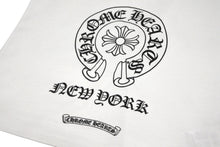 Load image into Gallery viewer, 新品未使用 CHROME HEARTS クロムハーツ 半袖 Tシャツ ホースシュー NY限定 ホワイト ブラック KIDS 中古 4b011085