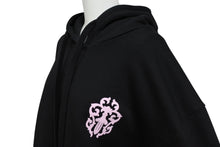 Load image into Gallery viewer, 新品未使用 CHROME HEARTS クロムハーツ ジップアップ フーディ サイズS DEADLY DOLL 希少 ピンク ブラック ホワイト 中古 4b011087