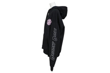 Load image into Gallery viewer, 新品未使用 CHROME HEARTS クロムハーツ ジップアップ フーディ サイズS DEADLY DOLL 希少 ピンク ブラック ホワイト 中古 4b011087
