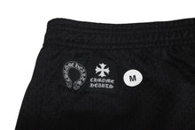 Load image into Gallery viewer, 新品未使用 CHROME HEARTS クロムハーツ MESH VARSITY SHORTS ハーフパンツ メッシュパンツ ブラック サイズM 中古 4b011095