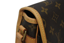 Load image into Gallery viewer, 極美品 LOUIS VUITTON ルイヴィトン ソローニュ モノグラム M42250 ショルダーバッグ ブラウン ゴールド金具 中古 4b011144