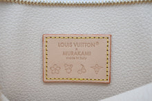 Load image into Gallery viewer, 新品未使用 LOUIS VUITTON ルイヴィトン LV × TM ポッシュ トワレ 19 ポーチ M28241 IC ホワイト マルチカラー ゴールド金具 中古 4b011161