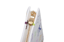 Load image into Gallery viewer, 新品未使用 LOUIS VUITTON ルイヴィトン LV × TM ポッシュ トワレ 19 ポーチ M28241 IC ホワイト マルチカラー ゴールド金具 中古 4b011161