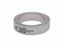 Load image into Gallery viewer, 新品未使用 CHROME HEARTS クロムハーツ スペーサーリング ダガー 指輪 12.8g シルバー925 サイズ16号 中古 4b011168