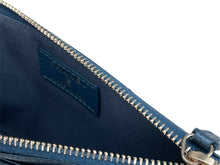 Load image into Gallery viewer, 極美品 CHANEL シャネル マトラッセ コインケース ポーチ ココマーク 25番台 キャビアスキン ブルー ゴールド金具 中古 4b011175