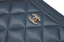Load image into Gallery viewer, 極美品 CHANEL シャネル マトラッセ コインケース ポーチ ココマーク 25番台 キャビアスキン ブルー ゴールド金具 中古 4b011175