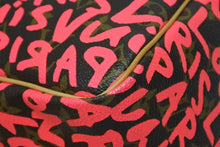 Load image into Gallery viewer, 極美品 LOUIS VUITTON ルイヴィトン モノグラム グラフィティ スピーディ30 ハンドバッグ M93704 ピンク PVC ヌメ革 中古 4b011179