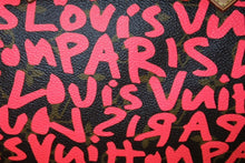 Load image into Gallery viewer, 極美品 LOUIS VUITTON ルイヴィトン モノグラム グラフィティ スピーディ30 ハンドバッグ M93704 ピンク PVC ヌメ革 中古 4b011179