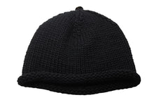 Load image into Gallery viewer, 極美品 CHROME HEARTS クロムハーツ BSフレア レザーパッチ ニットキャップ BSフレア ボタン ビーニー カシミヤ ブラック ONE SIZE 中古 4b011191