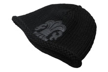 Load image into Gallery viewer, 極美品 CHROME HEARTS クロムハーツ BSフレア レザーパッチ ニットキャップ BSフレア ボタン ビーニー カシミヤ ブラック ONE SIZE 中古 4b011191