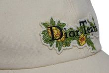 Load image into Gallery viewer, DIOR ディオール 23SS DenimTears ロゴ刺繍 ベースボールキャップ 383C911E4511 アイボリー サイズS 美品 中古 4b011206
