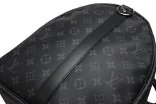 Load image into Gallery viewer, 新品同様 LOUIS VUITTON ルイヴィトン キーポル バンドリエール55 ボストンバッグ M40605 モノグラムエクリプス 中古 4b011222