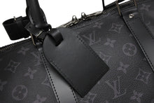Load image into Gallery viewer, 新品同様 LOUIS VUITTON ルイヴィトン キーポル バンドリエール55 ボストンバッグ M40605 モノグラムエクリプス 中古 4b011222